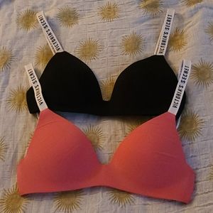 NWOT Victoria’s Secret Wireless Bras